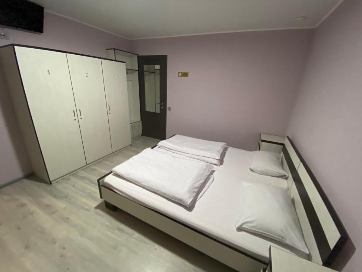 Guest House Max Khmelʼnytsʼkyy Εξωτερικό φωτογραφία