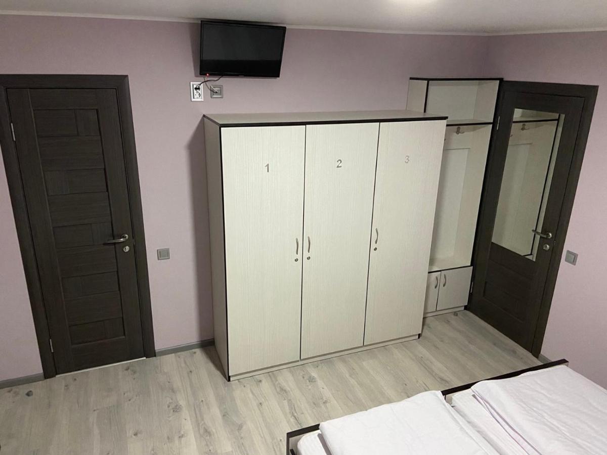 Guest House Max Khmelʼnytsʼkyy Εξωτερικό φωτογραφία