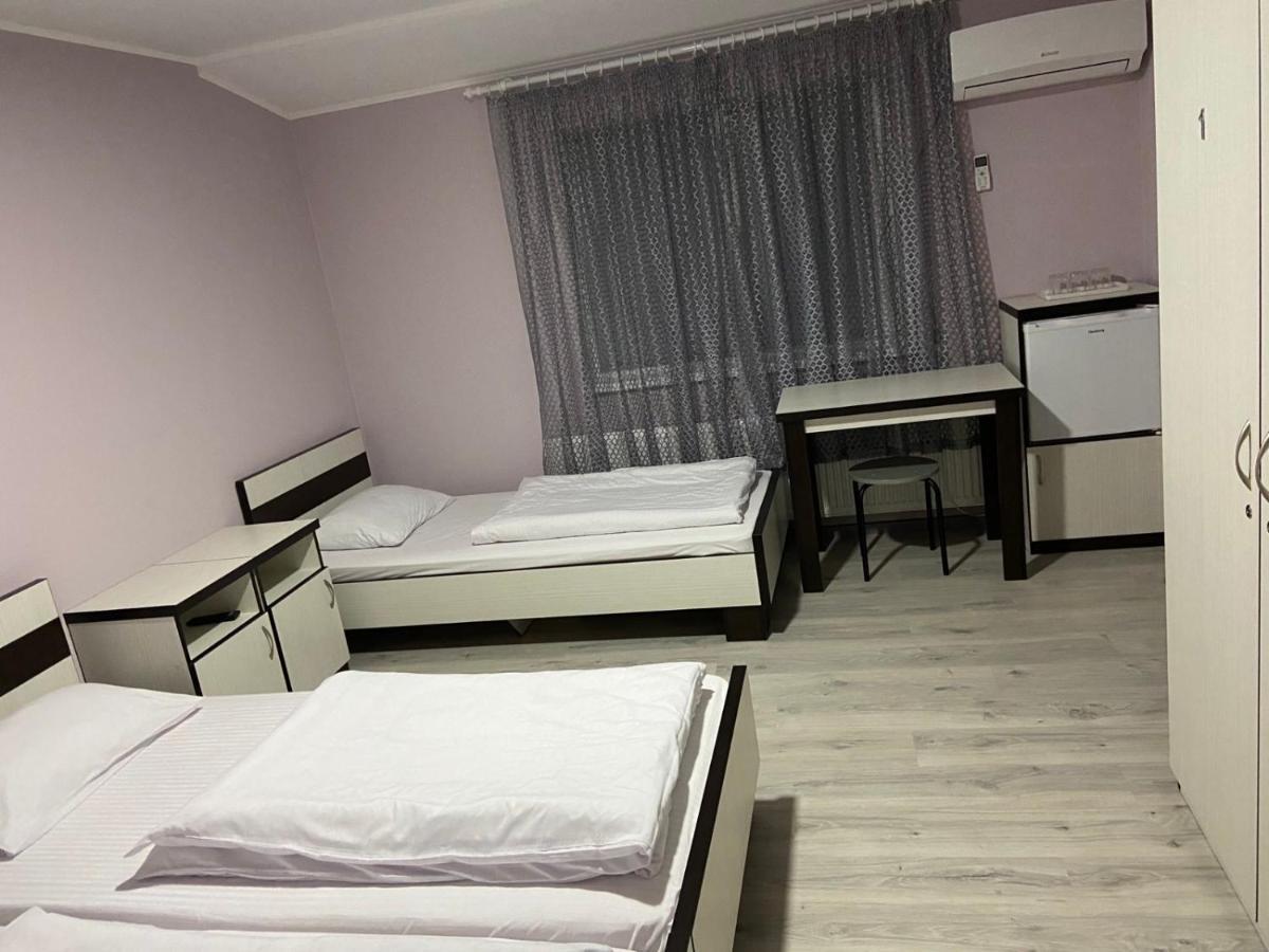 Guest House Max Khmelʼnytsʼkyy Εξωτερικό φωτογραφία